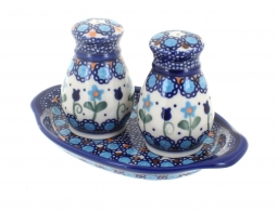 Savannah Salt & Pepper Shakers with Tray