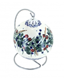 Berry Christmas Ball